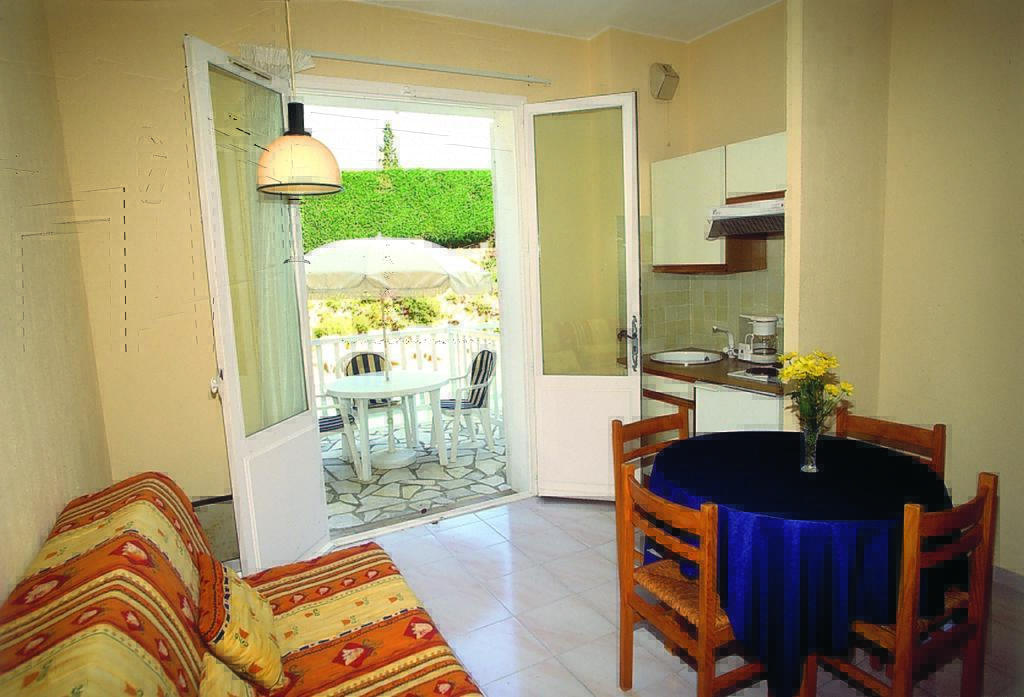 Hotel Lou Paouvadou Sainte-Maxime Room photo
